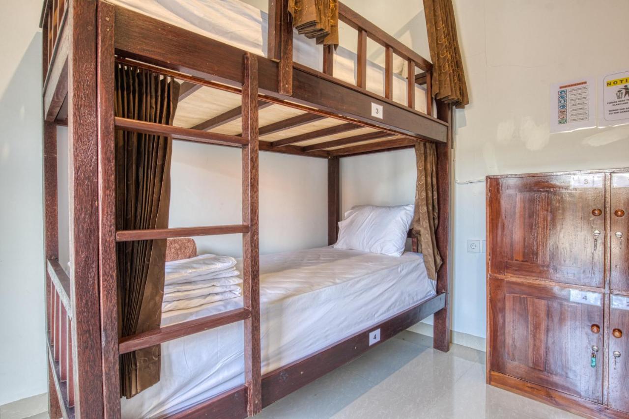 L Degus Hostel Toyapakeh ภายนอก รูปภาพ